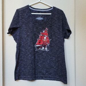 Tampa Bay Buccaneers Pirate Ship T-Shirt.  Size XL